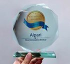 Награды брокера Альпари в 2016 году. Компания Альпари признана лучшим брокером в двух номинациях.